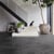Art Select Black Onyx zwarte LVT vloerbedekking in een hal