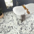 Revêtement de sol Casablanca dans une salle de bains par Karndean Designflooring